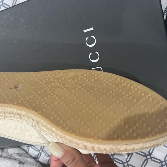 Gucci size 39 soft bianco color espadrilles, brand new very comfortable - Picture 3 of 6